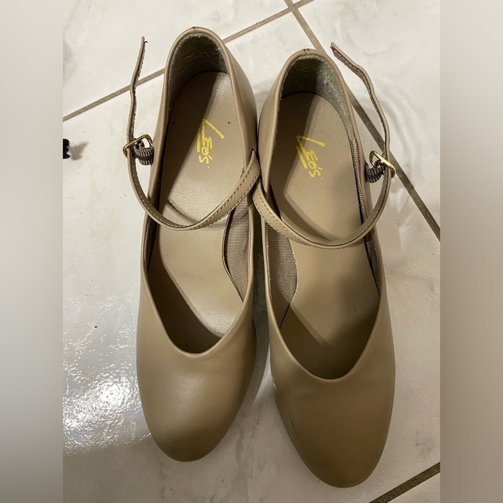 Leo’s Tap/jazz Tan Women's Shoes size 7